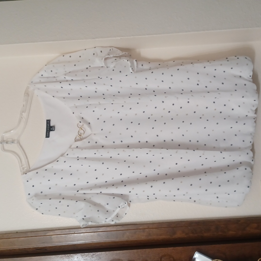 Sara Michelle Blouse NWOT